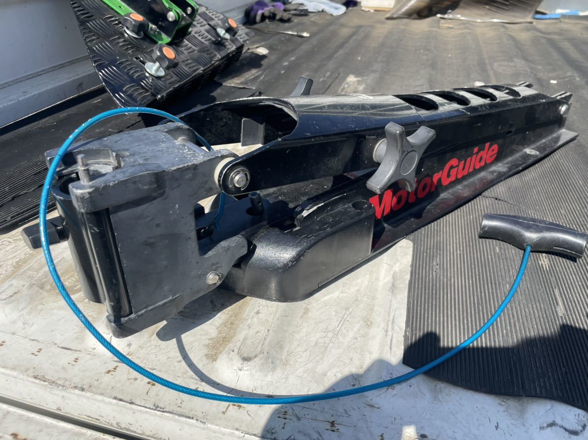 モーターガイド　16 リトルゲーターマウント　