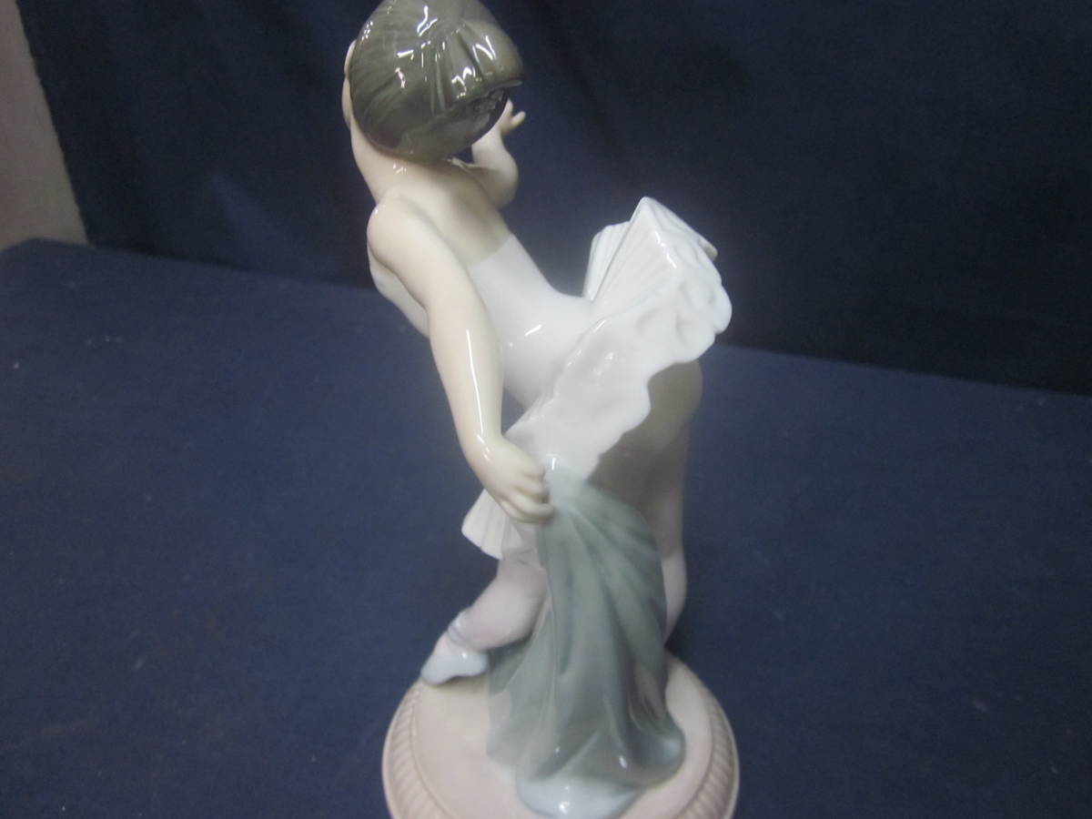 K199】リヤドロ LLADRO バレリーナ フィギュリン バレエの少女 女の子
