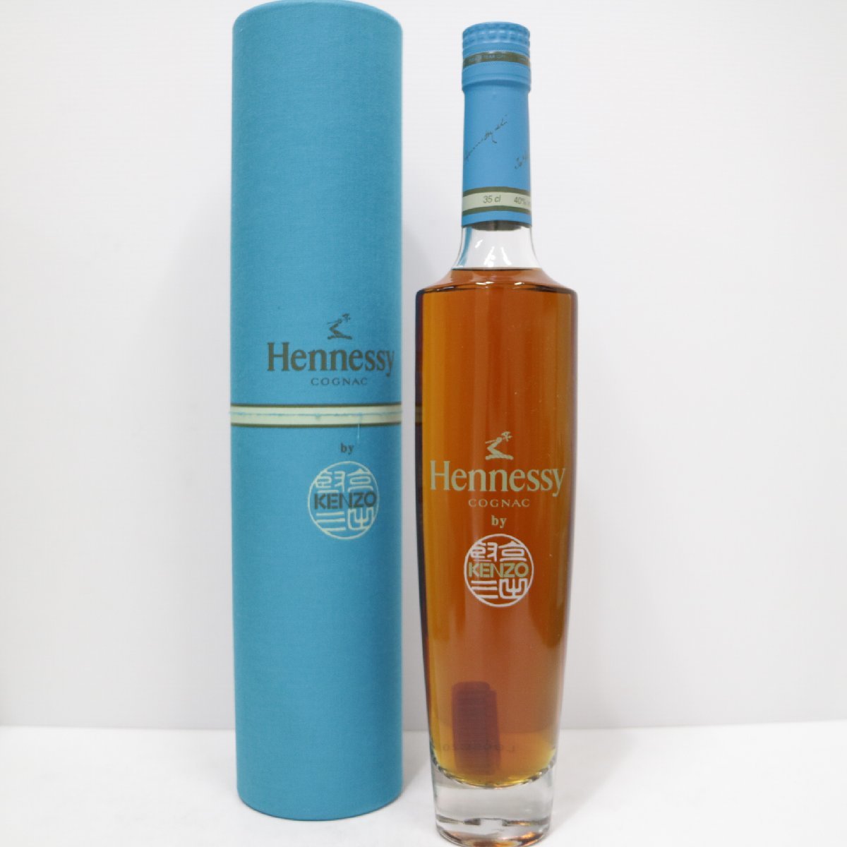 【最安値，低価】 L30640HC4S Hennessy by KENZO ヘネシー ケンゾー 青 コニャック ブランデー 箱有 350ml 40% 古酒 未開栓(ヘネシー)｜売買されたオークション情報、yahooの商品情報をアーカイブ公開 - オークファン コニャック