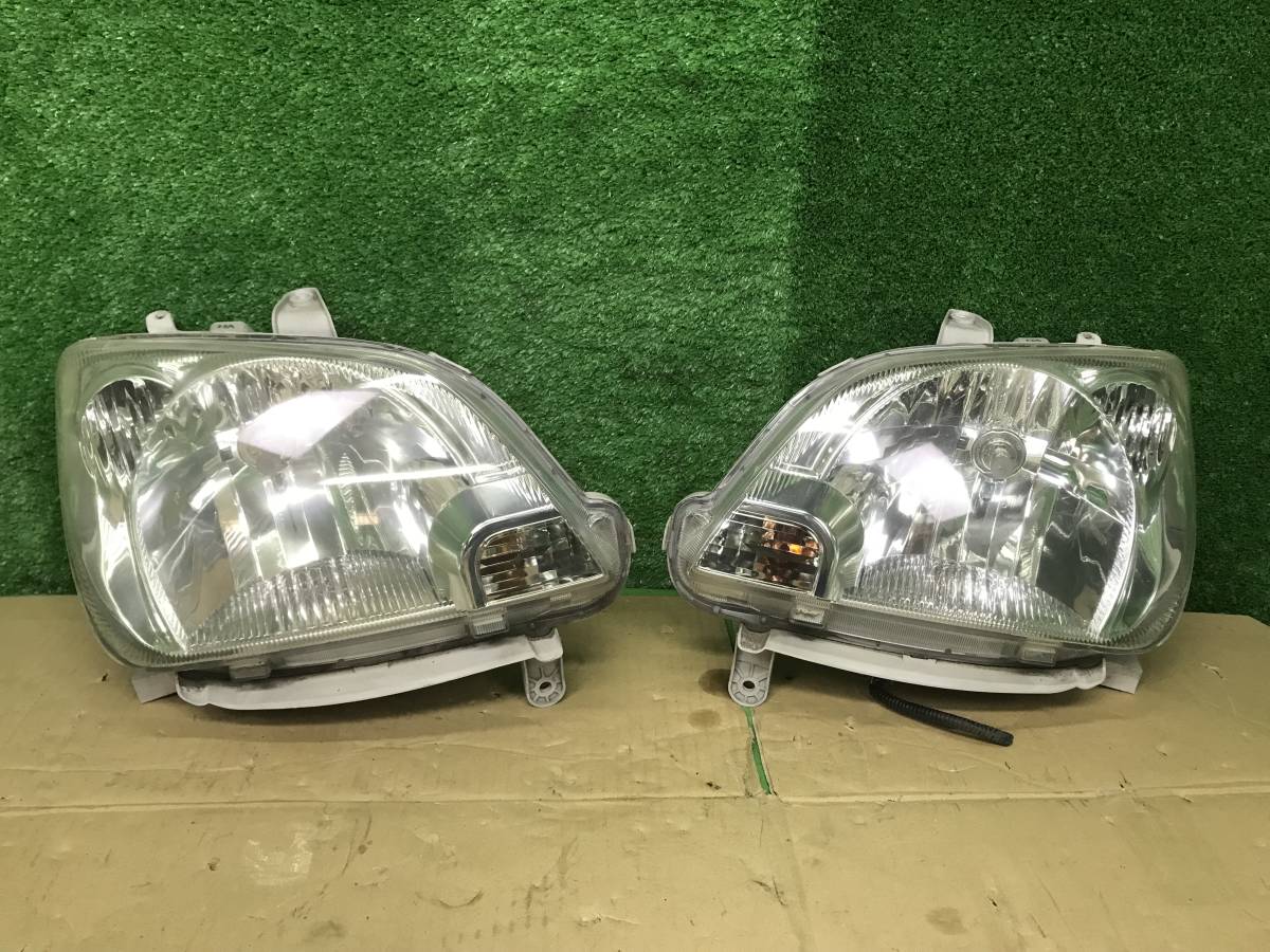 トヨタ プリウス 50 前期 テールランプ ICHIKOH 47-87 - メルカリ