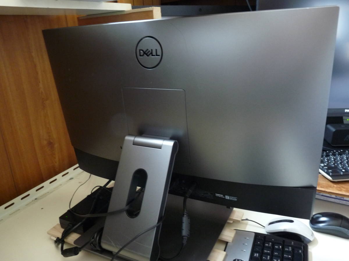 DELL Inspiron 7777 27インチFHDタッチパネル 第8世代CPU搭載 i5-8400T 
