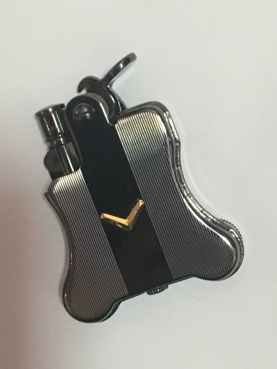 【送料無料】有名ブランドのオイルライター2個 ◎未使用超大型ライタージッポー型とライター２個共にオイルライター オイルライター オイルライターのおすすめ30選。おしゃれなブランドのモノをラインナップ 2個 ブランド ゴールド