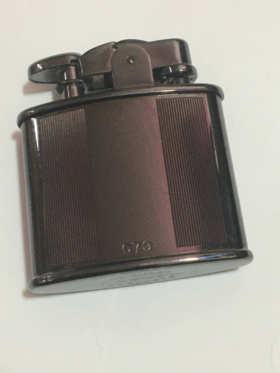 【送料無料】有名ブランドのオイルライター2個 ◎未使用超大型ライタージッポー型とライター２個共にオイルライター オイルライター オイルライターのおすすめ30選。おしゃれなブランドのモノをラインナップ 2個 ブランド ゴールド