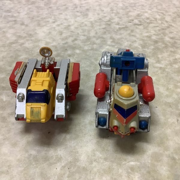 トミー 恐竜戦隊コセイドン ファイタスI・II号 合体セット欠品あり