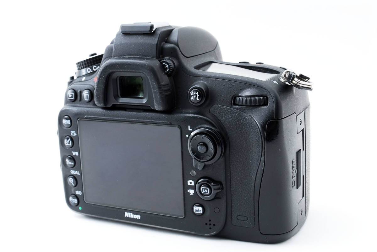 1円【元箱付き 人気機種】 NIKON ニコン D610 ボディ デジタル一眼レフ 