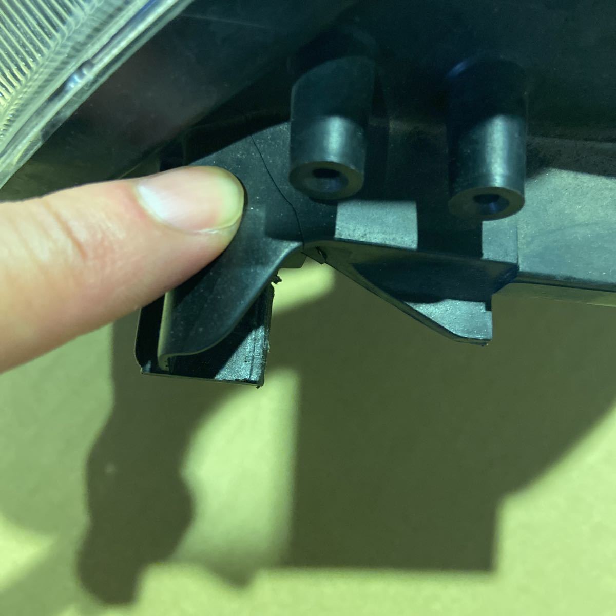 トヨタ プリウス ZVW30 前期 右ヘッドライト ハロゲン　純正 KOITO 47-29