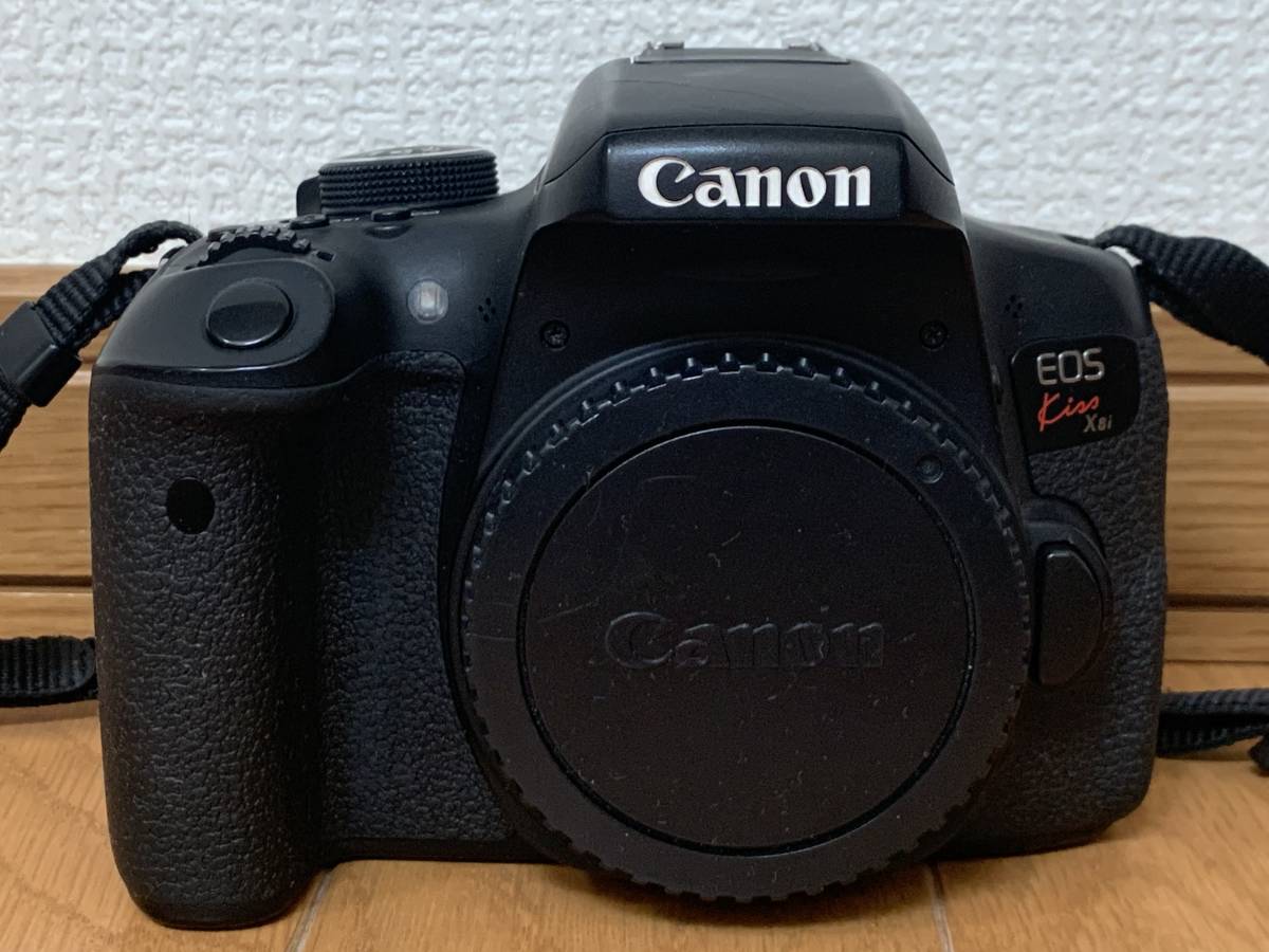 ジャンク Canon EOS Kiss X8i デジタル一眼レフ EOS Kiss X8i ボディ