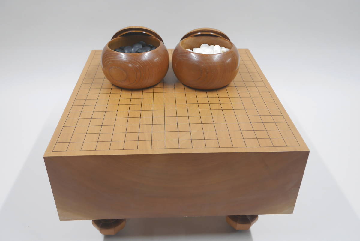囲碁盤 趙治勲作 直筆 サイン入り 豊功 厚さ約17,7cm へそ