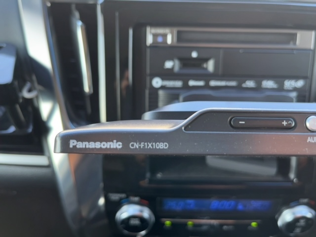 美品　Panasonic CN-F1X10BD　 ストラーダ 10型 ★パナソニック