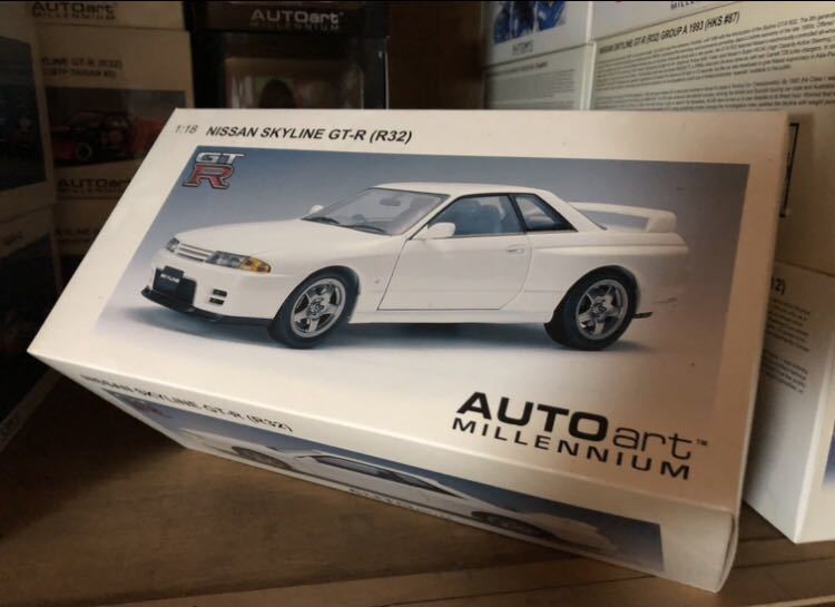 HOT，品質保証 早い者勝ち Aa 絶版ノーマル 白 オートアート 1/18 R32 GT-R 日産 スカイライン NISSAN SKYLINE AUTOart ニッサン GTR(レーシングカー)｜売買されたオークション情報、yahooの商品情報をアーカイブ公開 - レーシングカー