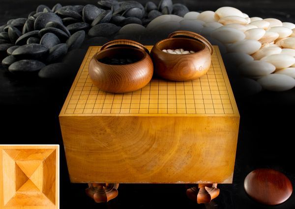 囲碁版 本榧製 柾目 碁盤・碁石 蛤・那智黒 重さ約22kg 箱付 替え蓋2点 文を