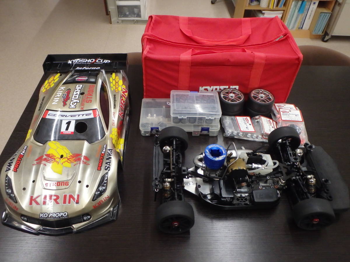 京商 1/8 インファーノ GT3 MBX MGT インファーノ GT2 SRX8 IF18