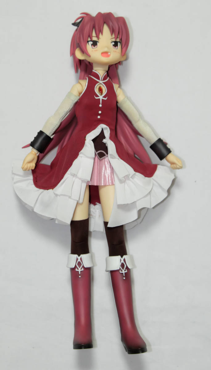 ○ メディコム・トイ RAH MGM 魔法少女まどか☆マギカ 佐倉杏子 中古品