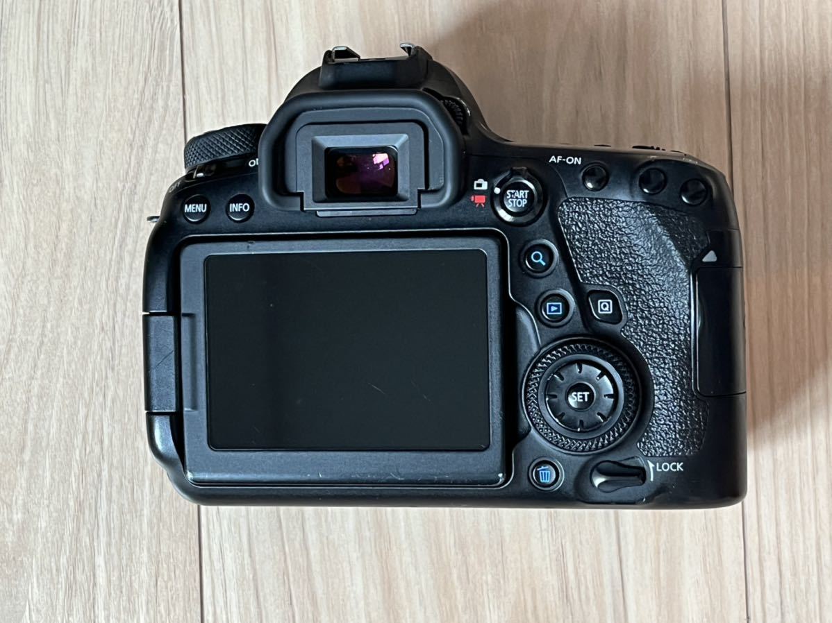 中古品 Canon 6D mark2 ショット回数9万回程度 6D EOS Canon
