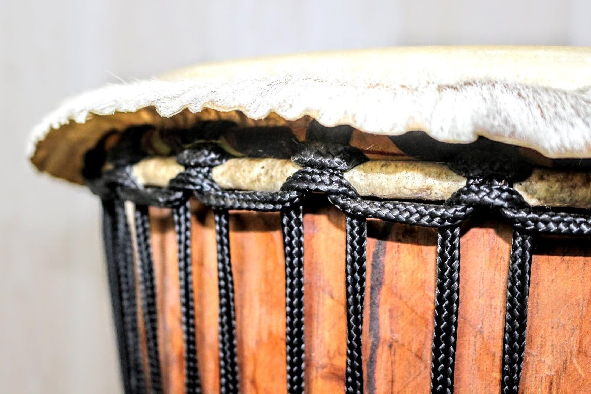民族楽器 TRIBAL BEAT ジャンベ djembe 約：直径32cm 高さ61cm 