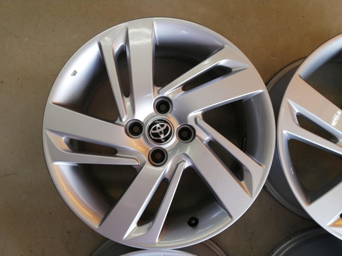 トヨタ TOYOTA ライズ RAIZE 純正ホイール 16インチ 6J +40 100/4穴 