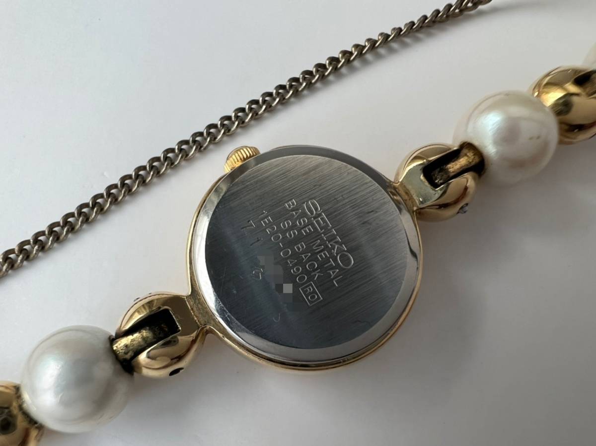 Y11稼働品 SEIKO セイコー 1E20-0490 フェイクパール ブレスウォッチ