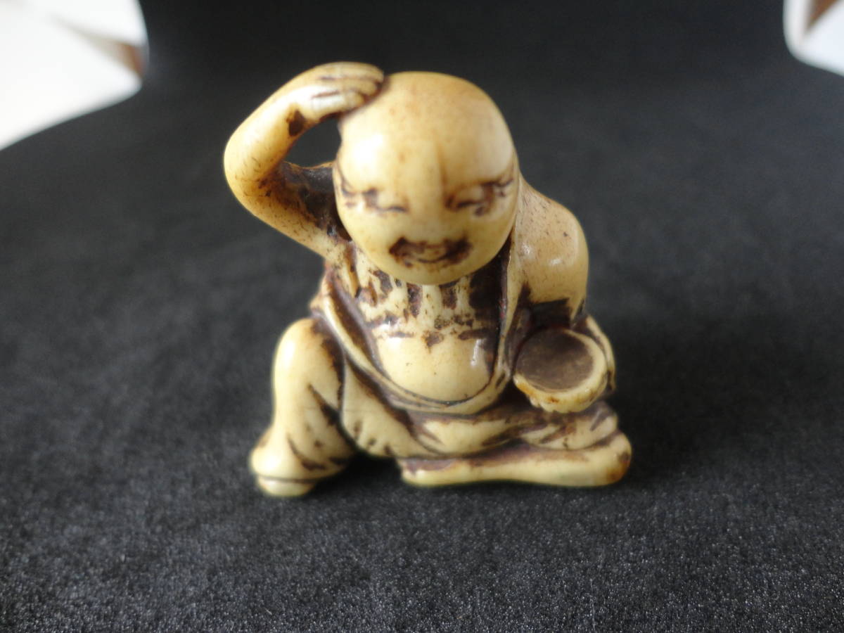 鹿角 根付け 人物 明治～江戸 骨董品 提げ物 鹿角製 公式通販 時代鹿角