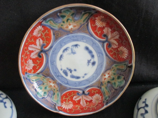 皿 色絵 金彩 牡丹唐草 鶴丸文 二重角富 宝尽くし 桐文花弁縁