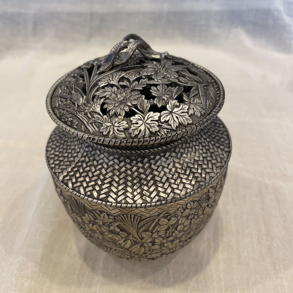 a☆ 細密鋳銅細工七草文様香炉 金属工芸 香炉 煎茶道具 香炉 香