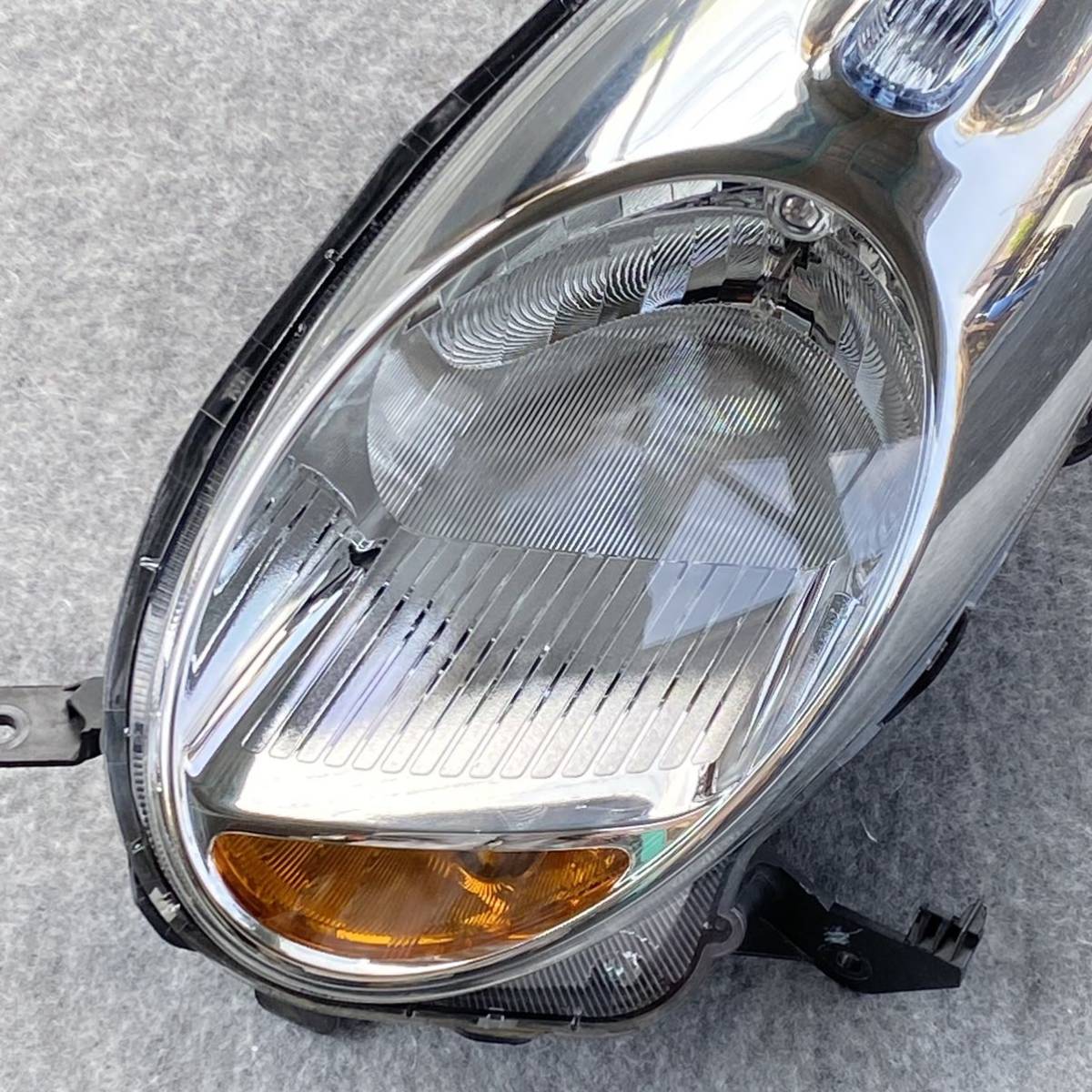 良品 日産 マーチ AK12 後期 純正ヘッドライト ハロゲン 左右 ICHIKOH