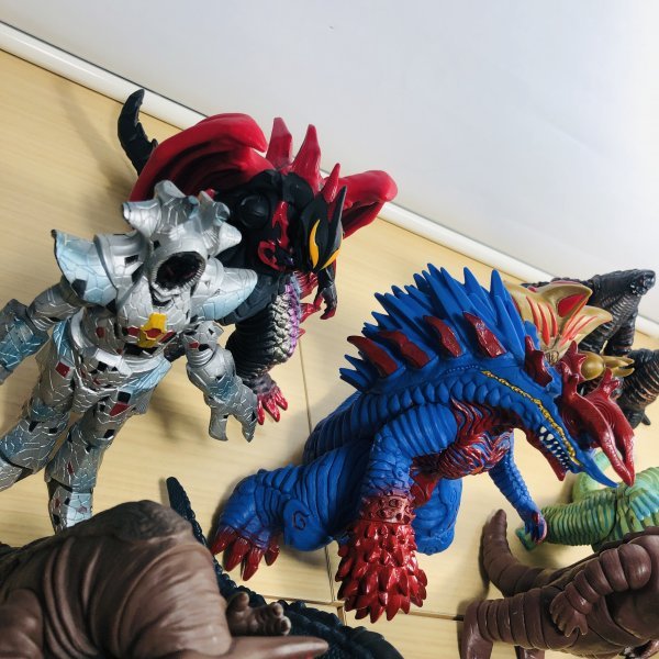 BANDAI バンダイ ウルトラ怪獣 平成ウルトラマン 系 ソフビ フィギュア 