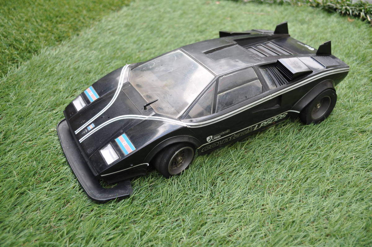 当事物激レア品 タミヤ絶版品1/12ラジコン ブラックカウンタック競技用