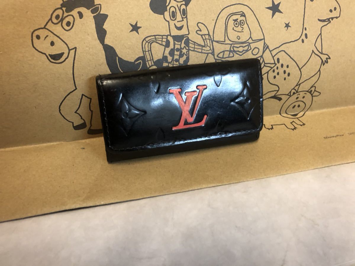 【美品】LOUIS VUITTON ルイヴィトン ヴェルニ キーケース