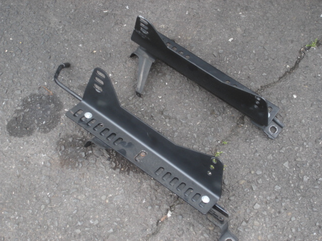 ■AE86 レビン トレノ フルバケットシート用シートレール トヨタ純正加工 4A-G 230425