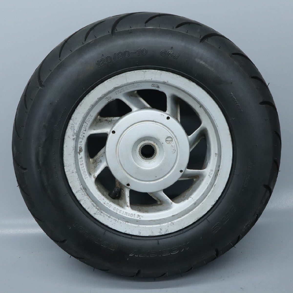 フュージョン純正ホイールリア新品タイヤ