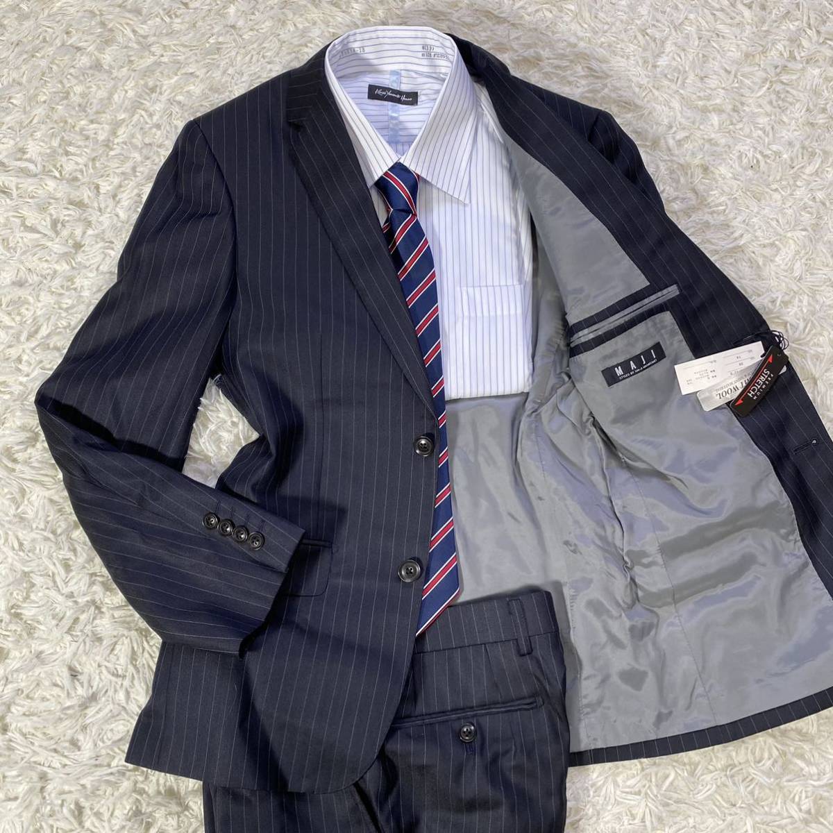 未使用タグ付！！マジ 【最高級の品格】MAJI スーツ セットアップ