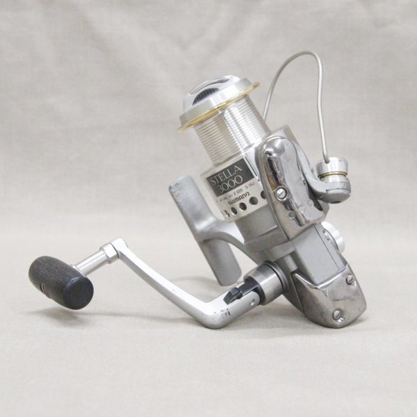 シマノ SHIMANO リール STELLA3000 ステラ3000 ジャンク品 (j