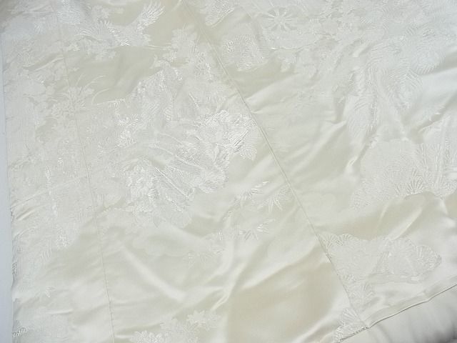 花美人□豪華白打掛 白無垢 花嫁 婚礼 ブライダル 刺繍 孔雀 飛鶴