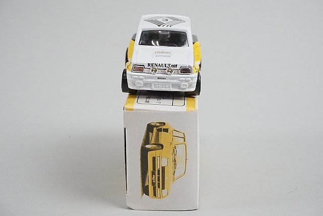 TOMICA トミカ 1/58 Renault ルノー タイプ5 ターボ #3 ホワイト
