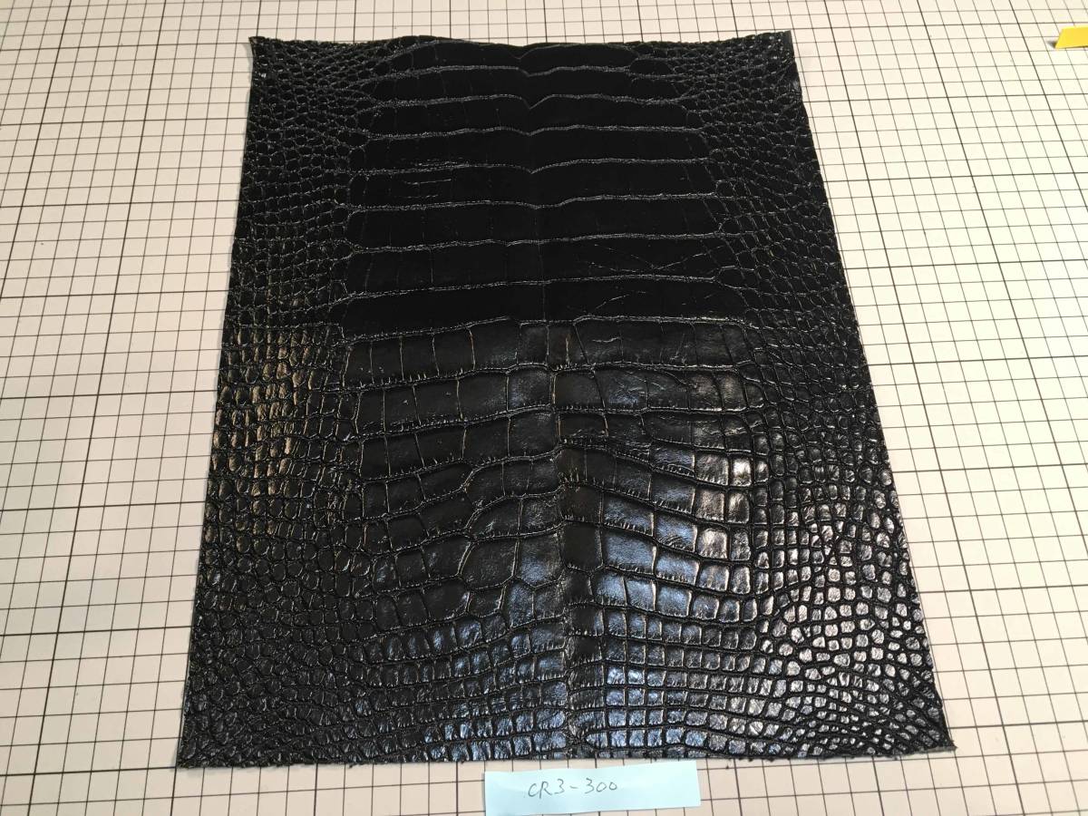 CR3-300★良型センター取り★ワイルド戦い抜いた傷の痕跡を刻んだ天然個体最高級アメリカンミシシッピアリゲーター艶マットブラック長財布