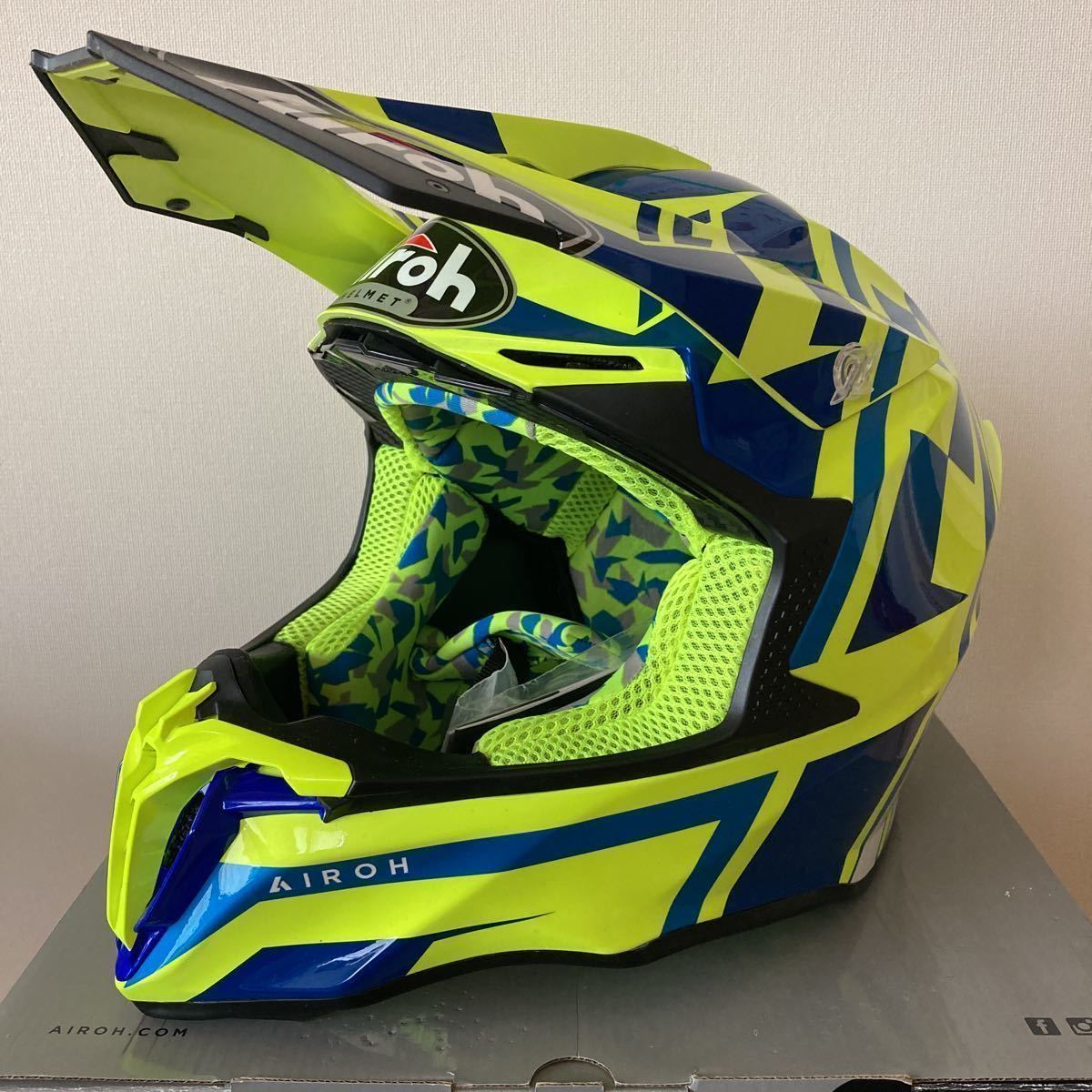 早い者勝ち!! Airoh twist 2.0 サイズM TC21 ショウエイ SHOEI VFX FOX アイロー オフロードヘルメット