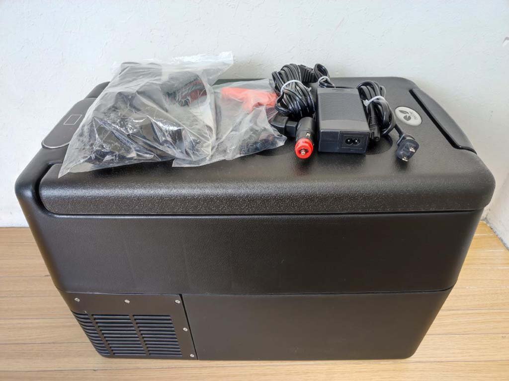 ☆F40C4TMP 車載用電気冷蔵庫 CR32☆32L-20℃まで 車載冷蔵庫 F40C4TMP 18L