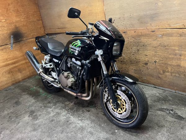 ZRX1100 ZRT10 1スタ 落札後の返品可能 (検 ZRX ゼファー GPZ VT CBR