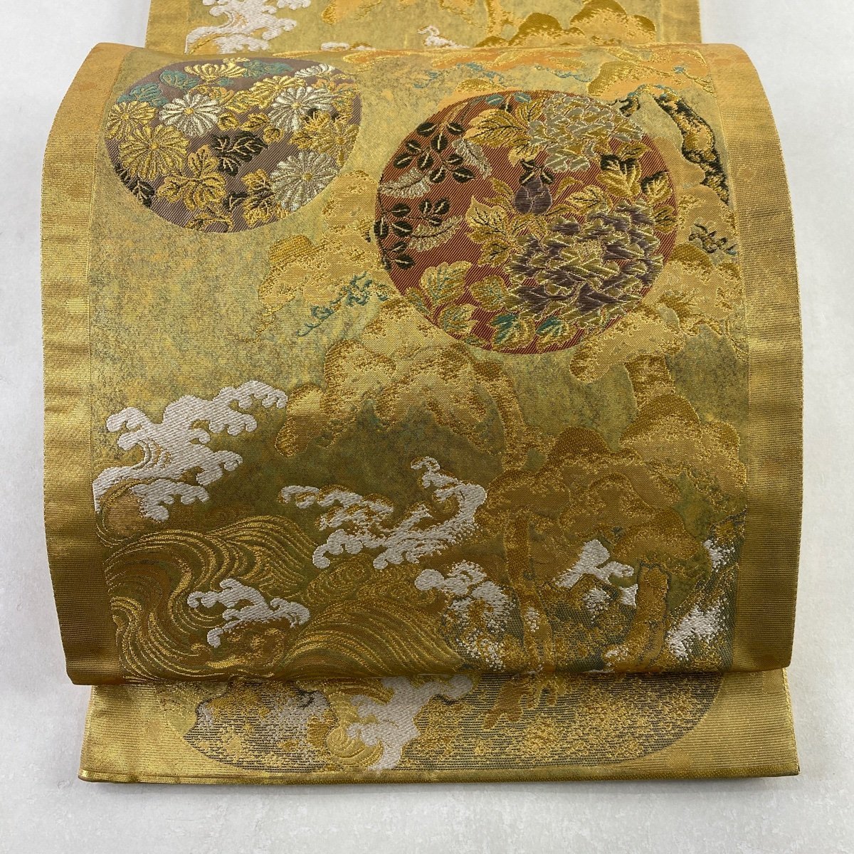 袋帯 美品 秀品 落款 丸紋 草花 唐織 金銀糸 金色 六通 正絹 【中古】