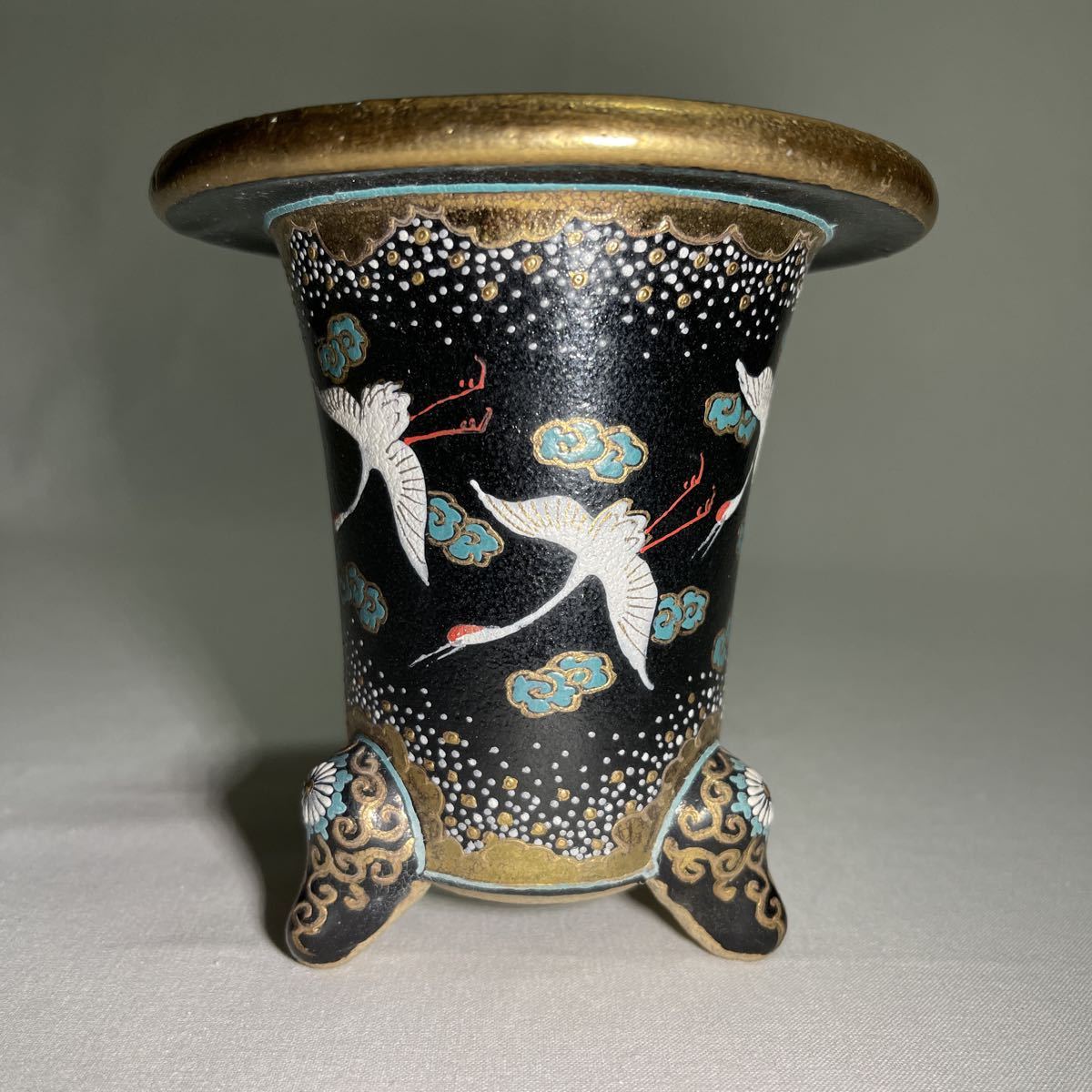 「絵付けの綺麗な古い蘭鉢」万年青鉢古美術品 万年青鉢 布施覚 楽焼鉢 錦鉢 蘭鉢 植木鉢 万年青 富貴蘭 東洋蘭 古典
