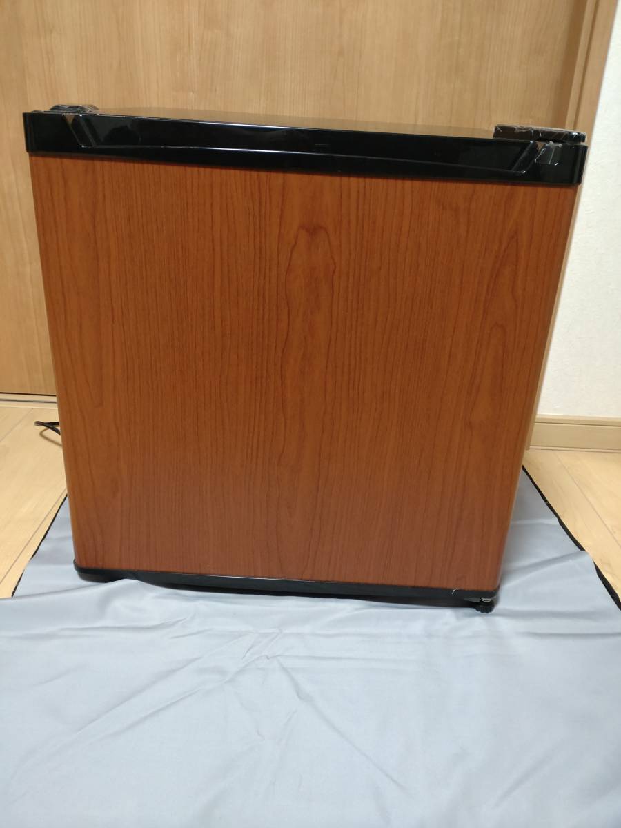☆アイリスオーヤマ 1ドア 冷蔵庫 PRC-B051D ダークウッド 2020年
