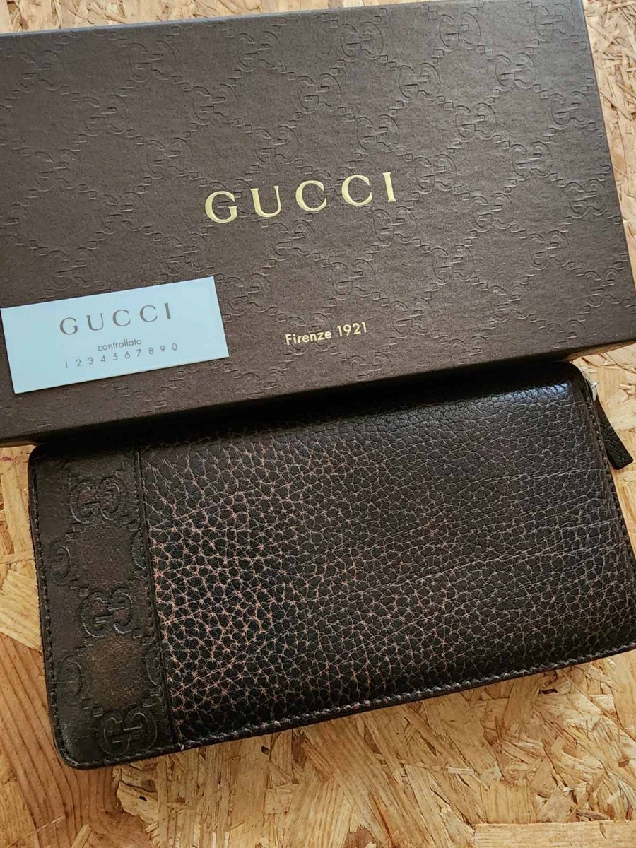 美品 グッチ GUCCI シマレザー ラウンドジップ 長財布 GG柄 シマレザー