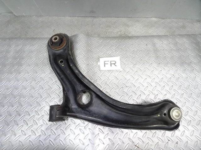 フリード＋ DAA-GB7 右Fロアアーム B553P フリード DAA-GB7 F フロント