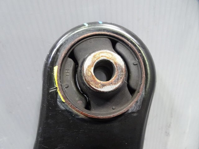 フリード＋ DAA-GB7 右Fロアアーム B553P フリード DAA-GB7 F フロント