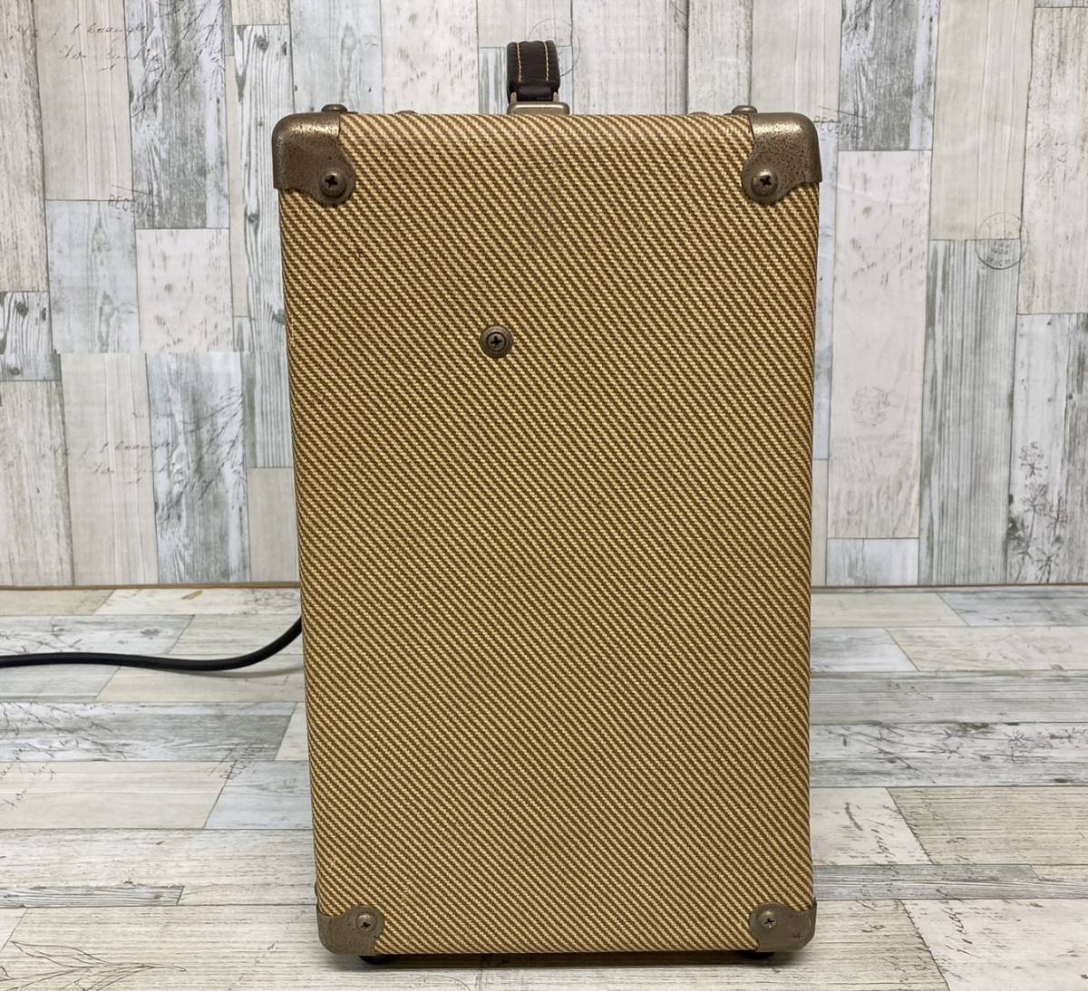 セール，得価 斉吉1125 １円オークション お値打ち PEAVEY ピービー 真空管ギターアンプ CLASSIC 20 通電確認済み 汚れあり 音響機器 ライブ スピーカー