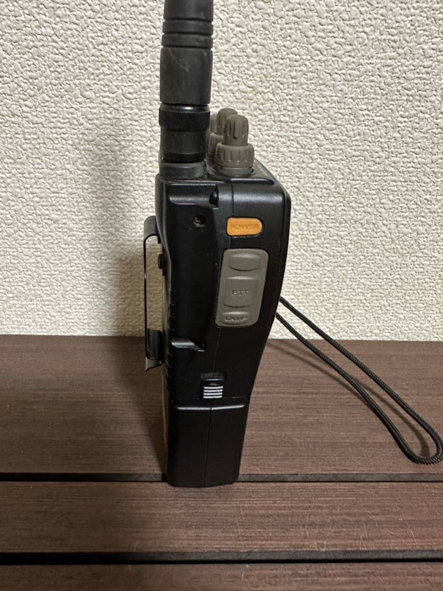YAESU FT-729 デュアルバンドFMトランシーバー YAESU FT-729 DUAL BAND 144/430MHz FM TRANSCEIVER ヤエス デュアル