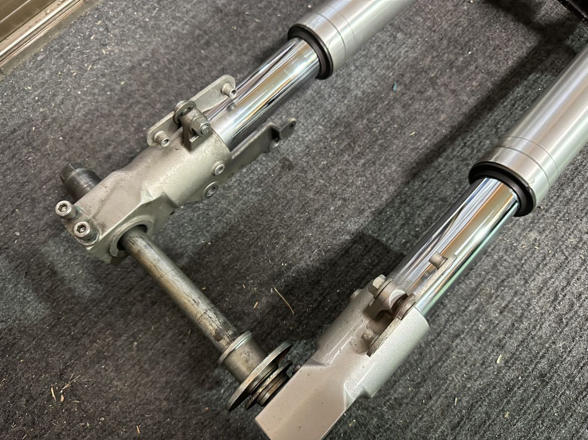 イナズマ1200倒立フォーク　イナズマ400.gs1200ss流用可 GS1200ss イナズマ1200 流用 倒立フォーク一式 イナズマ400(フロント