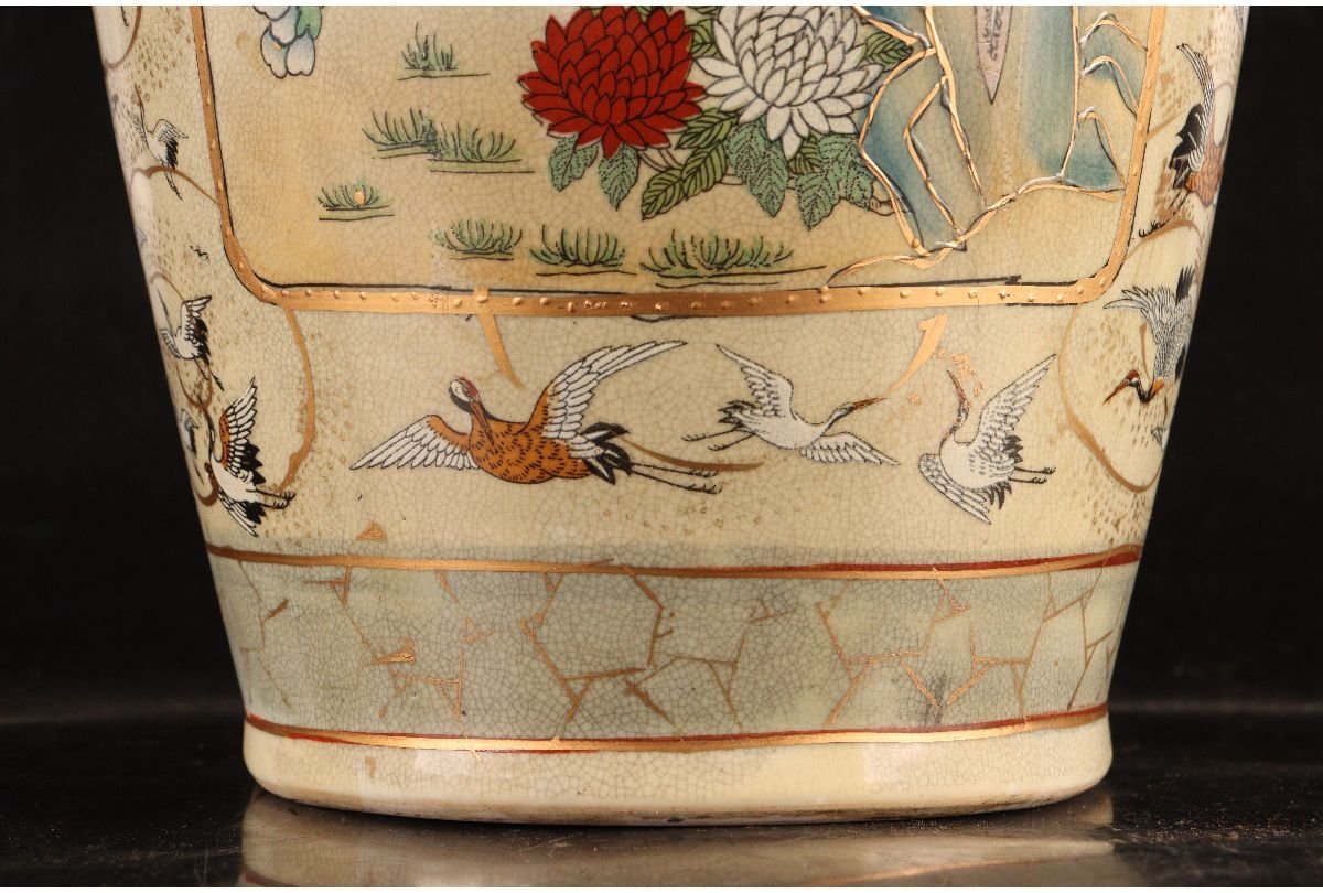 URA]栄盛窯 瀧山 作/薩摩色絵金襴手鷹花翔鶴図大花瓶/約61cm/4-5-196 