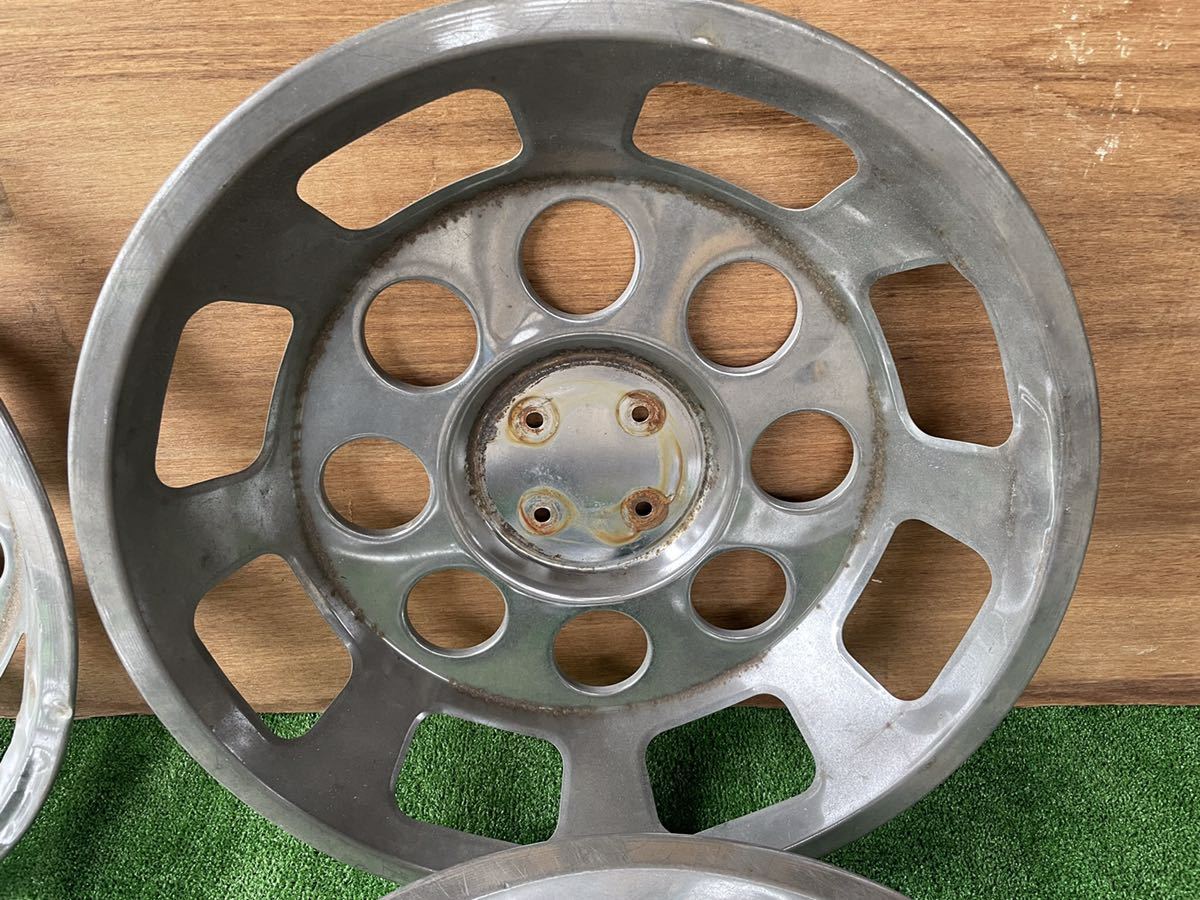 日野レンジャープロ純正メッキホイールキャップ