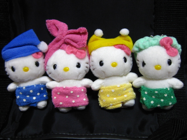 【人気，安い】 レア2000年 バスローブ キティ ４体セット ハローキティ Hello Kitty ぬいぐるみ マスコット ボールチェーン 非売品 湯上りキティ(ハローキティ)｜売買されたオークション情報、yahooの商品情報 ハローキティ